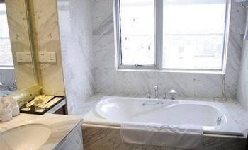 Wenlin Joy International Hotel0