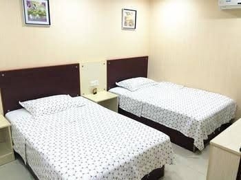 Wuhan Huashen Hotel2
