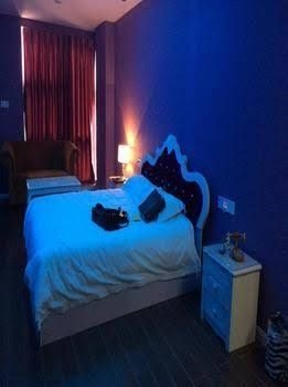 Golden Peacock Hotel4