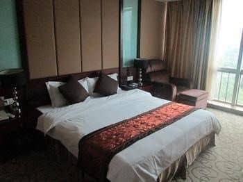 Crown Plaza Hotel Crown Plaza Hotel