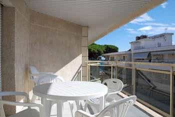 Apartamentos Zeus Versailles