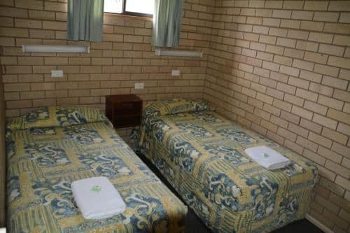 Family Room (2 Adults + 2 Children)