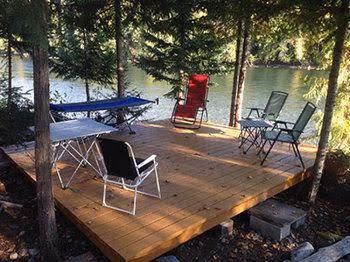 Riverside Adventures Guest House0