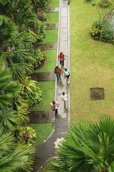 โอม ฮัม รีทรีต แอนด์ รีสอร์ต (Om Ham Retreat and Resort)0