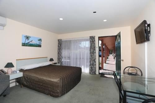พาวิเลียน โมเทล แอนด์ คอนเฟอเรนซ์ เซนเตอร์ (Pavilion Motel & Conference Centre)3
