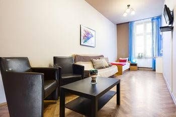 Berry Apartments4