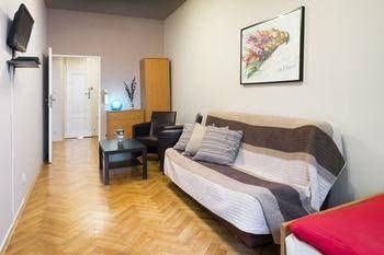 Berry Apartments3