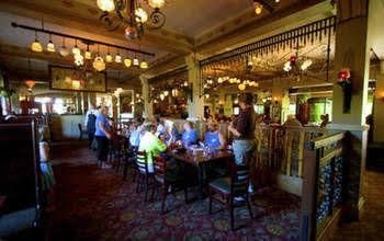 McMenamins Grand Lodge3