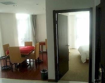 Xinxiangang Fashion Hotel1