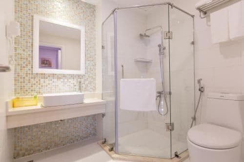 Executive Deluxe Double or Twin Room with Balcony