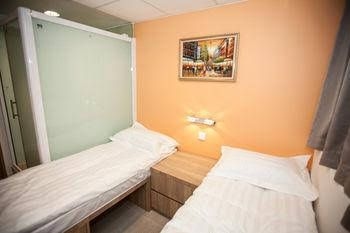Leisure Hostel4