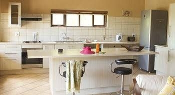 Golden Sands Apartments by Sol Resorts2