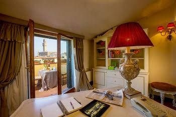 Torre Mannelli Suites3