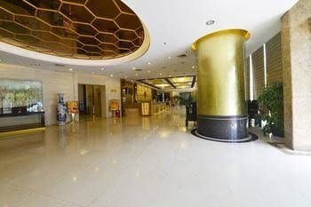 Golden Holiday International Hotel1