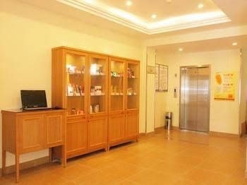 Home Inn- Jingjiang Renmin Road Branch3