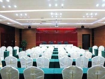 Erdos Sunshine International Resort Hotel1