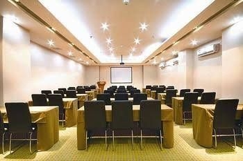 Fangyuan Business Hotel0