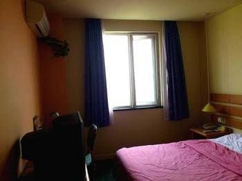 Home Inn Changshu Clothing City3