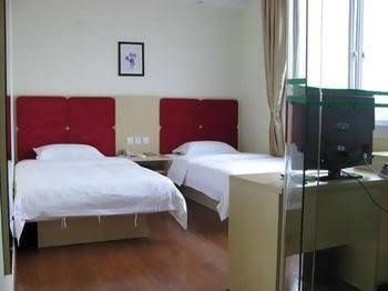 Celebrity Star Hotel4