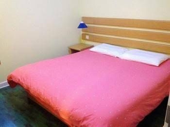 Home Inn Hotel4