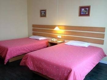 Home Inn Wujiang Shengze Wealth Center4