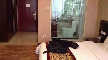 Shijiazhuangg Zhongtie Business Hotel1