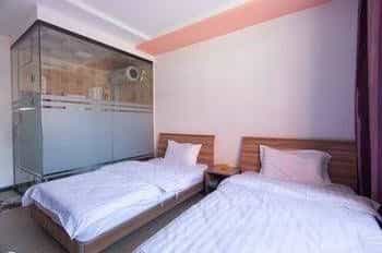 Linjiang One Plus One Inn Linjiang One Plus One Inn