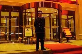 Vienna Hotel4