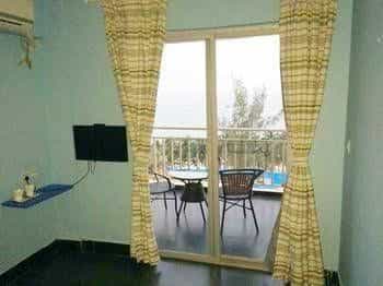8090 Sea View Room 8090 Sea View Room