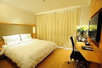 All Seasons Hotel4