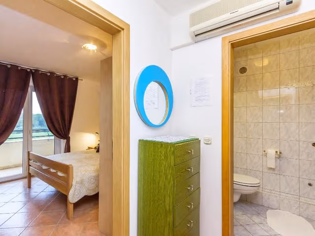 APARTMENT ONE BEDROOM