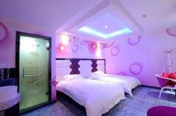 0578 Fashion Theme Hotel3