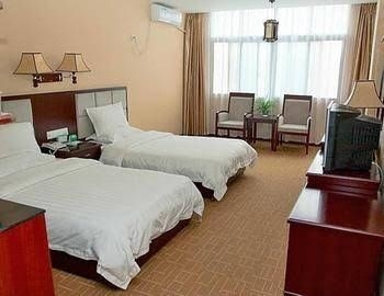 Triumph Power Hotel4