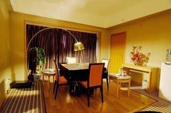 Zhengzhou Weilai Conifer Hotel4