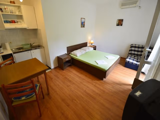 APARTMENT STANDARD
