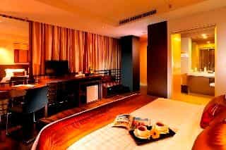 โรงแรมอักมานิ โรงแรมอักมานิ