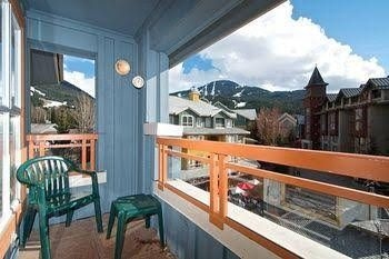 Whistler Blackcomb VR at Town Plaza1