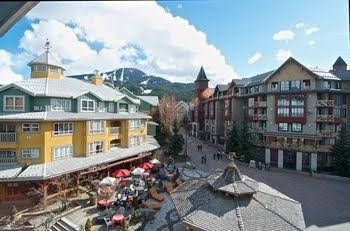 Whistler Blackcomb VR at Town Plaza0