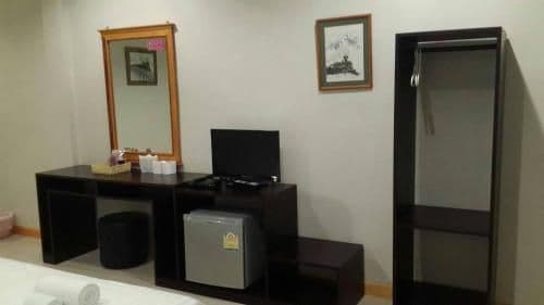 Superior Double or Twin - Hip Room Style