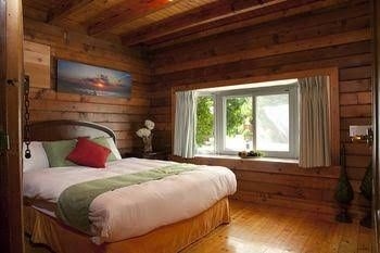Kentington Resort1