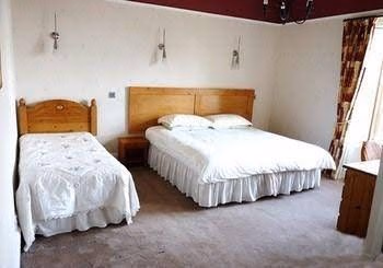 Straven Guest House4