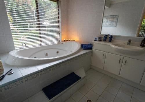 Queen Room with Garden View