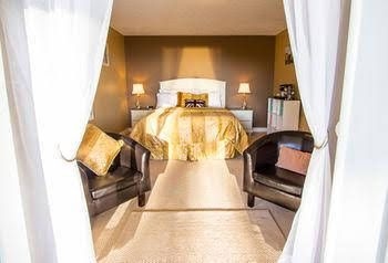 Rae Leigh Heights BnB3