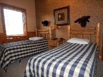 Moose Tracks Lodge Moose Tracks Lodge