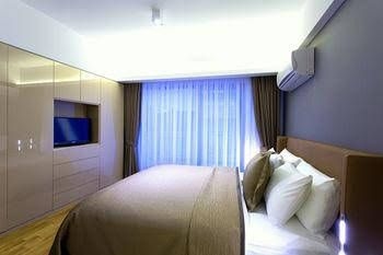 The Place Hotel3