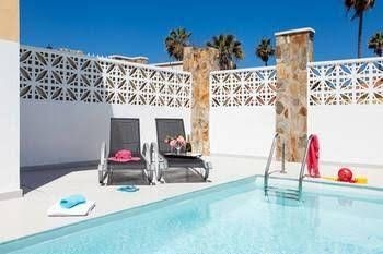 Villa Acacia2