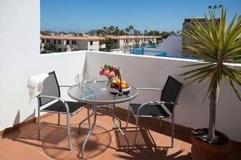 Villa Acacia0