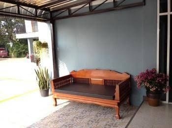 Golden Palace Inn1