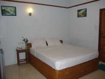 Aung Thapyay Hotel1
