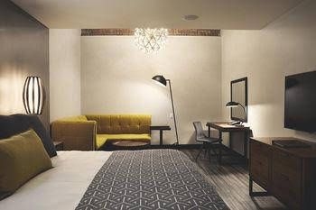 Hotel Vandivort1